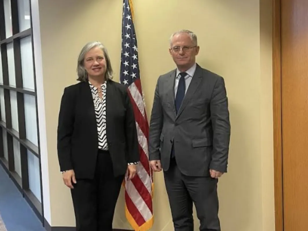 Sulmi në Ibër Lepenc, temë diskutimi mes Bislimit dhe zyrtares së lartë amerikane