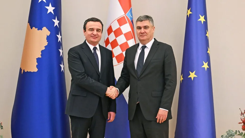 Presidenti i Kroacisë, Millanoviq, takohet me Kurtin: Kosovën duhet ta njohin të gjitha shtetet e BE-së