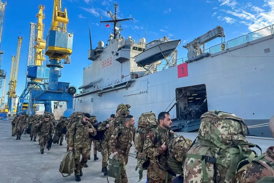 Mbi 200 ushtarë italianë vijnë në Kosovë, KFOR thotë se janë të gatshëm të ofrojnë siguri