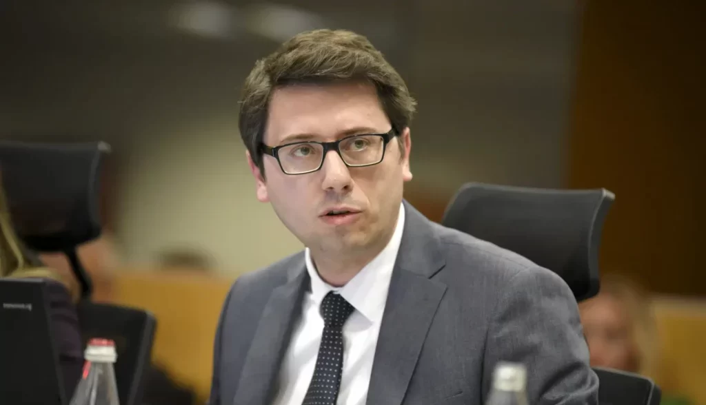 Murati: Propozimi ynë edhe këtë herë është Albulena Haxhiu