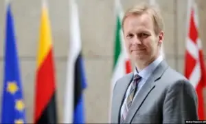 BE-ja zgjat mandatin e përfaqësuesit për dialogun Kosovë-Serbi, Peter Sorensen