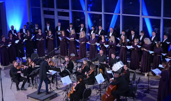 Kori i Filharmonisë prezantohet me koncert në Rahovec