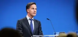 Rutte: Kosova partner i rëndësishëm i NATO-s, prioritet mbetet forcimi i KFOR-it