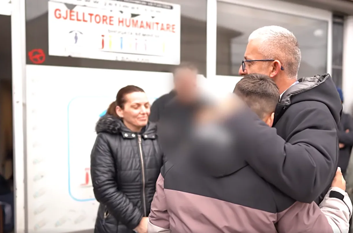 Halil Kastrati i ndërton shtëpi të re nënës me dy fëmijë jetimë nga Hoça e Qytetit