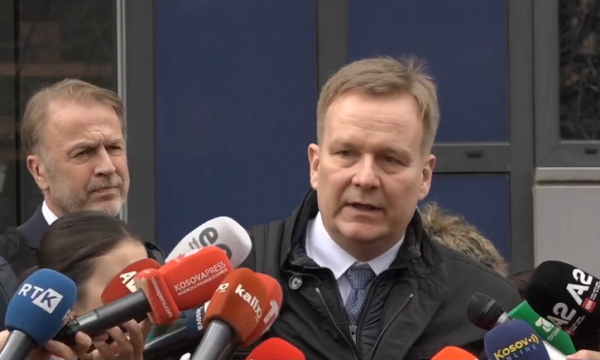 Pas vizitave në Kosovë dhe Serbi, Sorensen shkon në NATO