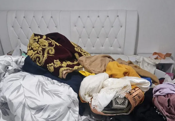 Hajdutët thyejnë shtëpinë e një banori në fshatin Grazhdanik dhe i vjedhin stoli ari në vlerën e rreth 10,000 eurove