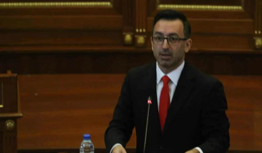 Reagon Basha: E çmoj lart luftën e UÇK-së dhe sakrificën e popullit për liri