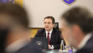 Kurti uron besimtarët myslimanë për fillimin e Ramazanit: Muaj i solidaritetit dhe mëshirës