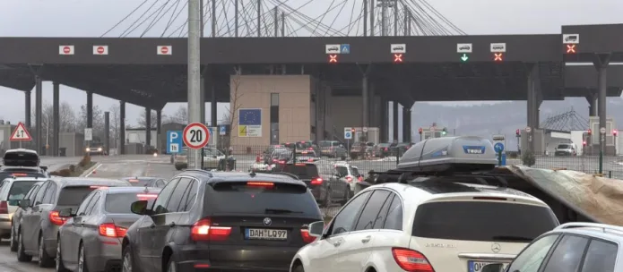 Bllokimi i rrugës afër kufirit Kosovë-Serbi, QKMK del me njoftim të ri