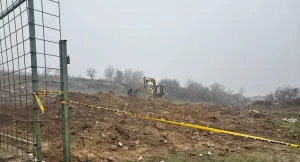 Mbetje mortore u gjetën në Rahovec, policia: Dyshohet se i përkasin një të zhdukuri të luftës