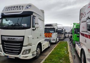 Nis qarkullimi i kamionëve nga Kosova drejt Malit të Zi dhe Maqedonisë së Veriut