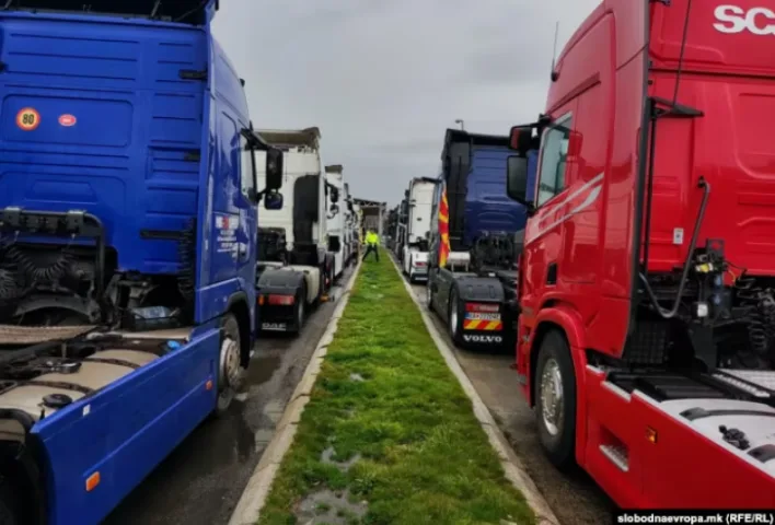OEAK thotë se ka mundësi për rritje çmimesh: KE të angazhohet urgjentisht për zhbllokimin e kufijve
