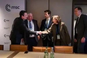 Kurti takohet me deputetë të Bundestagut, i fton për më shumë investime gjermane