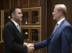 Orav-Konjufcës: Momenti për të avancuar në rrugën evropiane