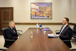 Konjufca takohet me Dietz, takimi u fokusua në forcimin e marrëdhënieve bilaterale