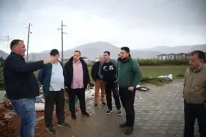 OJQ “EC Ma Ndryshe” diskuton sfidat urbane dhe mjedisore me banorët e lagjes “Jeta e Re” në Prizren