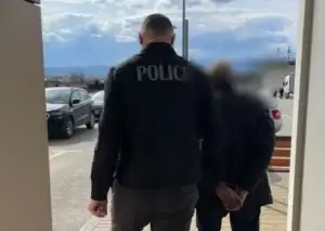 Arrestohet një i dyshuar për krime lufte