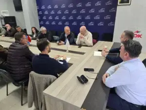 LDK në Prizren diskuton riorganizimin e strukturave dhe rritjen e përfshirjes së të rinjve