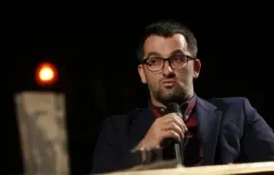 Intervistohet Shkëlzen Gashi nën dyshimin për “Nxitje e përçarjes dhe mosdurimit”