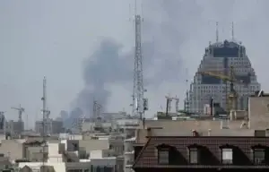 Irani godet ambasadën amerikane në Kuvajt, Izraeli dhe SHBA-ja intensifikojnë sulmet