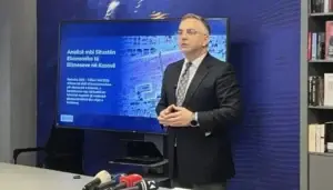 AAK kritikon pushtetin për ekspozitën dhe ngërçin e krijuar për presidentin