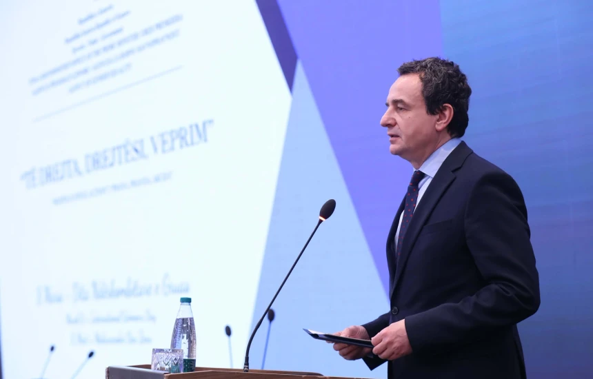 Kurti: Demokracia s’është e fortë pa përfaqësim të barabartë të grave