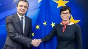 Kurti zhvilloi bisedë telefonike me komisioneren Kos, folën për ecurinë e reformave drejt integrimit në BE