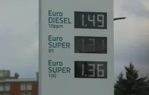 Transportuesit paralajmërojnë rritje çmimesh ose mbyllje të kompanive, shkak shtrenjtimi i naftës