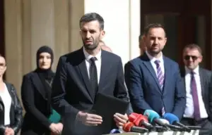 Rrahmani: Kurti dhe VV-ja synojnë eliminimin politik të Osmanit, Kosova po rrëshqet drejt diktaturës