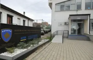 MINTI për aksionin policor në ARBK: Hetime për ndryshimin e pronësisë së një biznesi