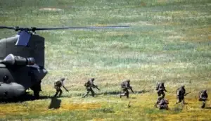 Mbretëria e Bashkuar paralajmëron: NATO duhet të përgatitet pa ShBA