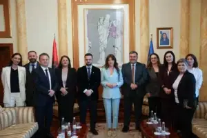 Haxhiu priti në takim Avokatin e Popullit të Shqipërisë dhe Kosovës