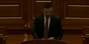 Tahiri: Qytetarët po paguajnë më shtrenjtë energjinë, Kuvendi s’duhet të bëhet spektakël