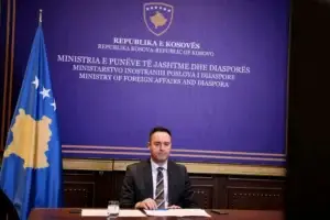 Konjufca: Kosova në linjë me partnerët për rihapjen e sigurt të Ngushticës së Hormuzit