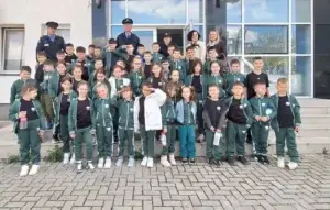 Policia në Prizren hap dyert për nxënësit, ligjërohet për sigurinë në trafik