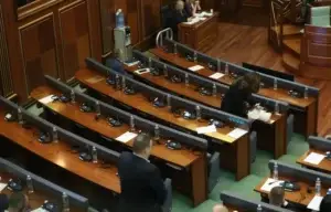 PDK-ja largohet nga seanca pas mospajtimeve për rezolutën që mbron dinjitetin e viktimave të luftës