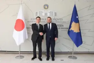 Ministri Maqedonci pret zyrtarin japonez, diskutohet forcimi i bashkëpunimit dypalësh