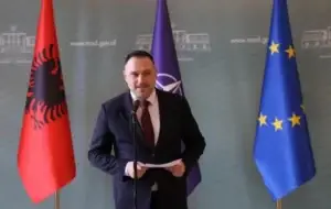 Ministri i Mbrojtjes i Shqipërisë sot në Kosovë, do të pritet nga homologu i tij
