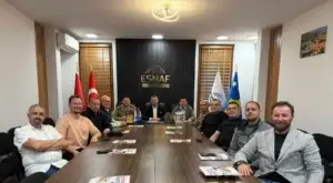 Kryetari i Delegacionit Turk të KFOR-it viziton Shoqatën ESNAF, theksohet bashkëpunimi ekonomik dhe projektet e përbashkëta