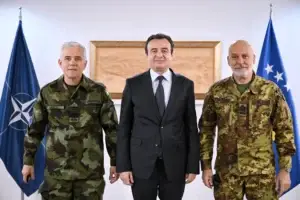 Kurti priti delegacionin e Komitetit Ushtarak të NATO-s, përmendi synimet destabilizuese të Serbisë