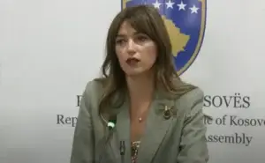 Haxhiu e gatshme të ndihmojë në çështjen e Presidentit