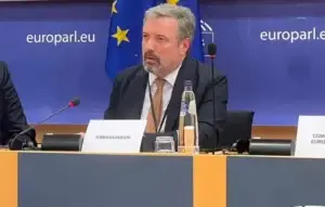 Ambasadori Bajrami emërohet kryenegociator në dialogun me Serbinë