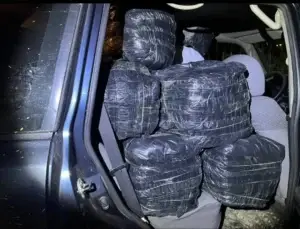 Dogana dhe Policia në aksion: Kapet vetura me mallra kontrabanduara dhe targa të Serbisë në veri