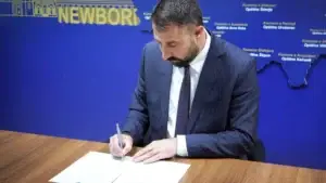 Krasniqi: Hiqen tarifat e regjistrimit për komunitetet rom, ashkali dhe egjiptian