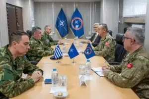 Ulutash takoi komandantin grek, diskutuan situatën e sigurisë rajonale