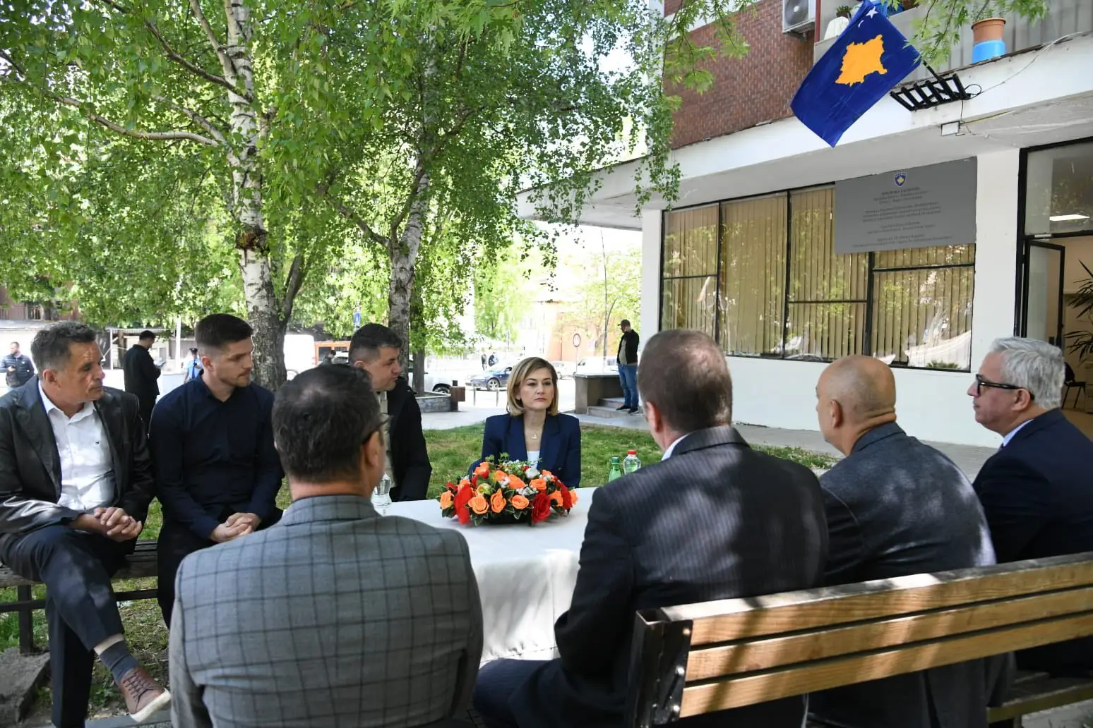 Kusari-Lila takon përfaqësues të bizneseve në veri, vlerëson kontributin e tyre në zhvillimin ekonomik