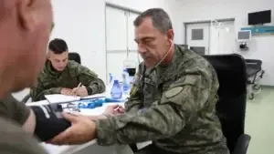 Ministria e Mbrojtjes shpall konkurs për pranimin e 6 mjekëve në FSK