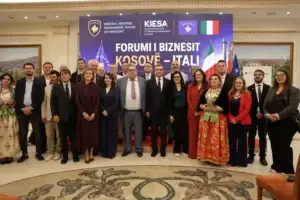 Në Forumin Itali-Kosovë për Agrobiznes Kurti kërkon bashkëpunim më të thellë mes dy vendeve