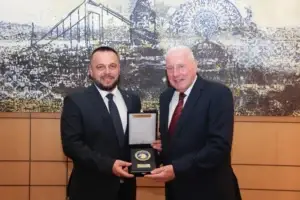 Ministri Maqedonci takoi homologun britanik, diskutuan për thellimin e bashkëpunimit në fushën e mbrojtjes