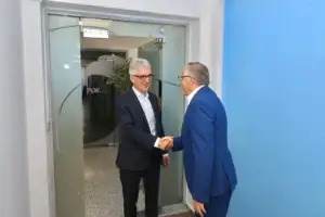 Hamza takon ambasadorin gjerman: PDK e përkushtuar për formimin sa më të shpejtë të institucioneve